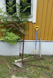 Garden tools - Puutarhatyökalut